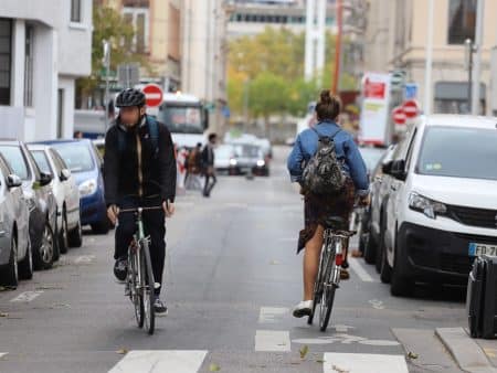 Vélo : quels équipements pour rouler en toute sécurité ?
