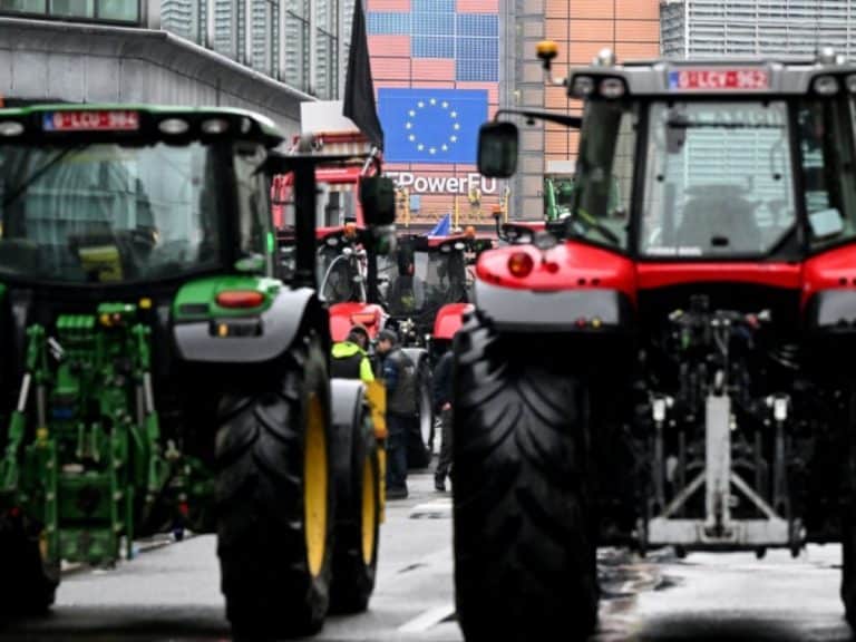 L&rsquo;avenir incertain de la PAC : les 27 pays membres s&rsquo;interrogent alors que les tracteurs s&rsquo;apprêtent à déferler sur Bruxelles