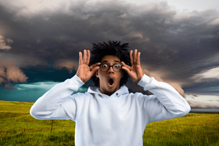 Incroyable : ces orages ne bougent plus ! Voici pourquoi