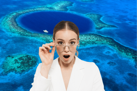 274 m, c’est la profondeur du trou bleu le plus profond au monde 274 m, c'est la profondeur du trou bleu le plus profond au monde