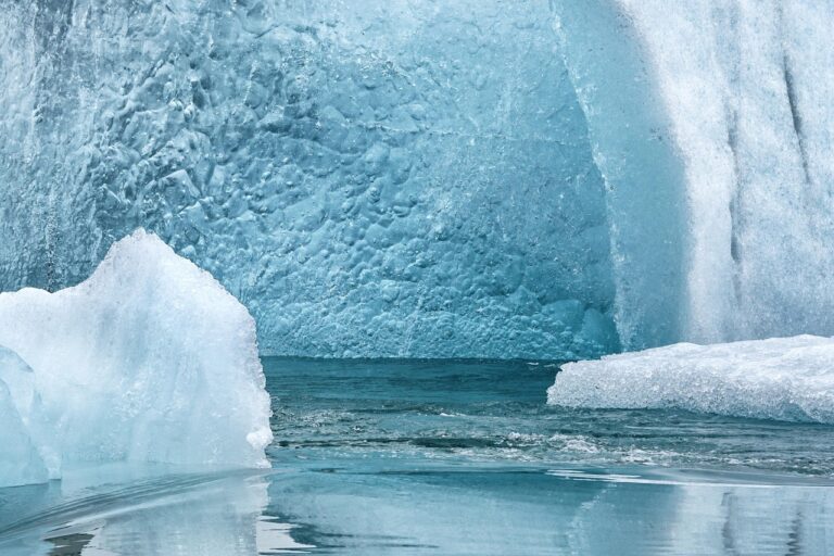 Découvrez pourquoi cet iceberg géant pourrait bouleverser notre compréhension des océans et du climat