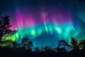 Une tempête solaire pourrait transformer nos nuits : découvrez comment ce phénomène pourrait vous émerveiller