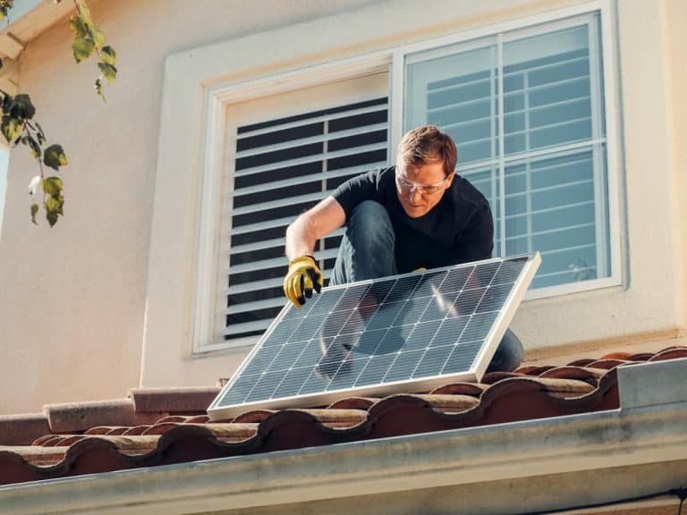 Installation de panneaux solaires : analyser objectivement les avantages et limitations à domicile