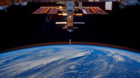 À 90 km de la Terre, cette mystérieuse apparition intrigue les scientifiques de la Station Spatiale Internationale À 90 km de la Terre, cette mystérieuse apparition intrigue les scientifiques de la Station Spatiale Internationale