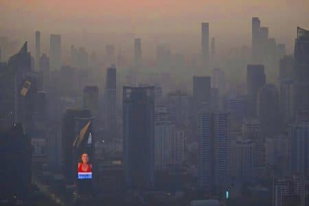 Bangkok asphyxiée : près de 200 écoles fermées, des milliers d&rsquo;élèves privés de classe face à un air irrespirable