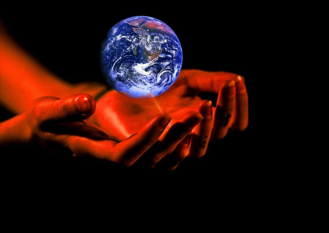 Ces inégalités mondiales font échouer l’action climatique : elles aggravent les crises actuelles et nous rapprochent chaque jour un peu plus de l’abîme Ce fossé mondial : quand 33 millions de déplacés climatiques révèlent l’injustice environnementale en 2023