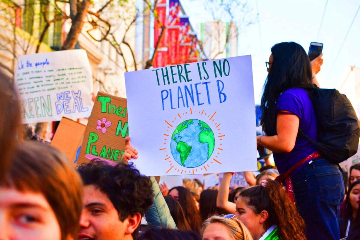 Vers un avenir plus vert : le Royaume-Uni va inscrire ses engagements internationaux en matière de climat et de nature dans la loi Ce projet de loi climato-nature pourrait sauver le Royaume-Uni d’un avenir brûlant à plus de 40°C et ravagé par l’inflation