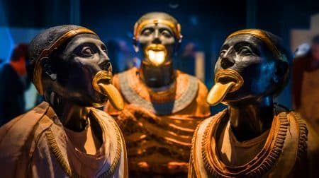 Ce tombeau égyptien livre 13 langues d'or et 300 momies, révélant un rituel fascinant de l'au-delà éternel