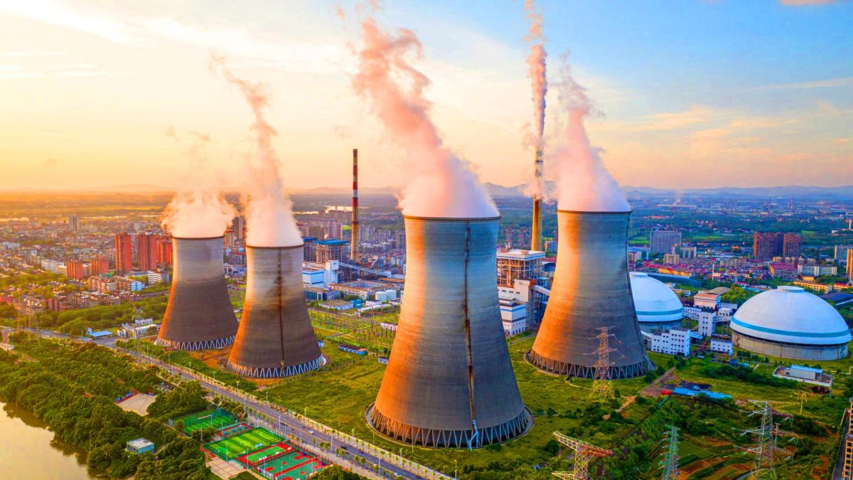 Un choix à contre-courant : l’Australie mise sur le nucléaire, retardant de 12 ans le net-zéro et ajoutant 200 ans d’émissions aériennes L’Australie choisit l’atome : un plan nucléaire qui pourrait retarder de 12 ans l’objectif net-zéro et aggraver les émissions de 200 ans d’aviation!