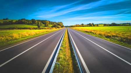 Ce chef-d'œuvre routier britannique, véritable révolution technologique, inaugure la première route au monde enrichie en graphène