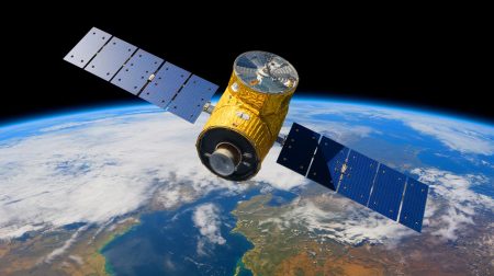 « Ce satellite révolutionnaire de Google » : il traque les incendies depuis l’espace et promet de sauver des millions de vies