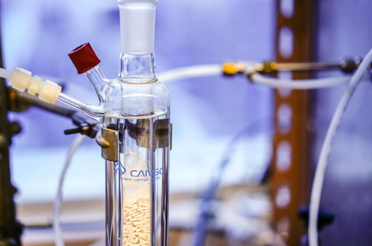 Cette chimie révolutionnaire imite la nature pour créer les molécules du futur : un tournant spectaculaire pour la science