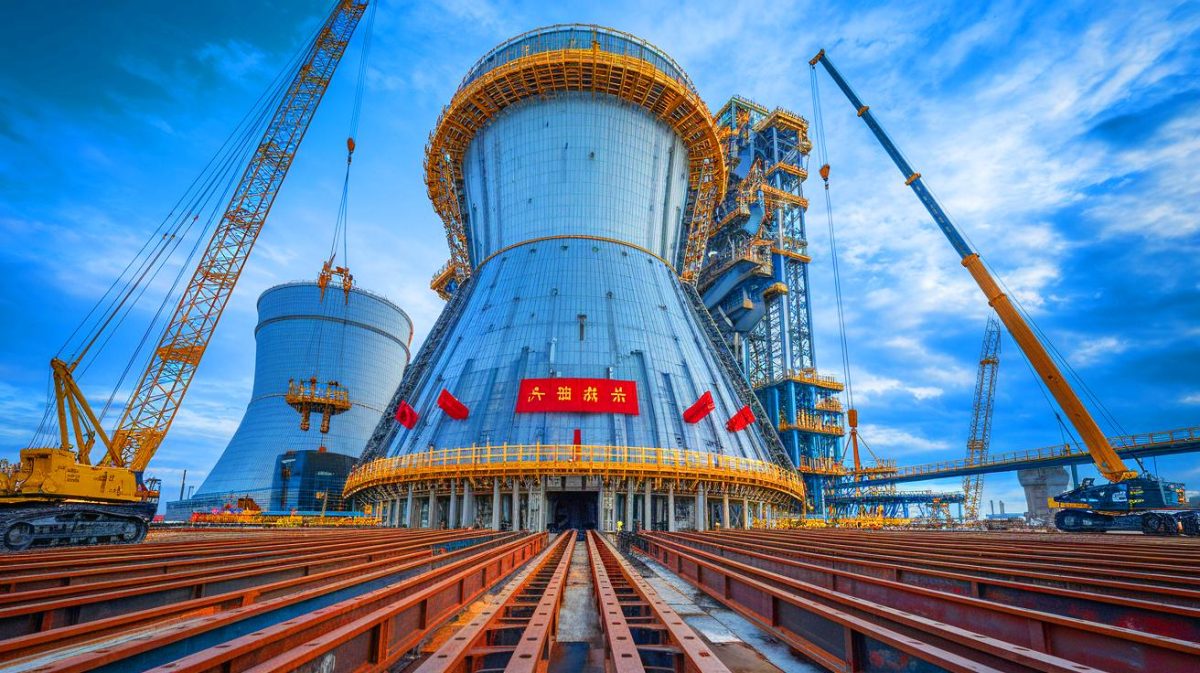 La Chine impressionne le monde en posant 1 000 tonnes d’acier à vitesse record sur son réacteur nucléaire ultra-technologique de nouvelle génération « Pékin défie toutes les attentes » : 1 000 tonnes d'acier installées en un temps record sur le réacteur nucléaire high-tech chinois révolutionnaire