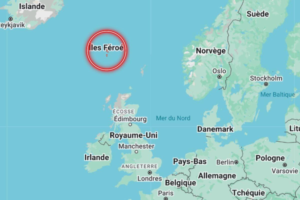 Les îles Féroé se trouvent à 322 kilomètres des côtes de l'Écosse.